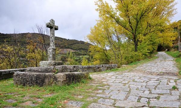 Albergue Turistico Via De La Plata バーニョス・デ・モンテマヨール エクステリア 写真